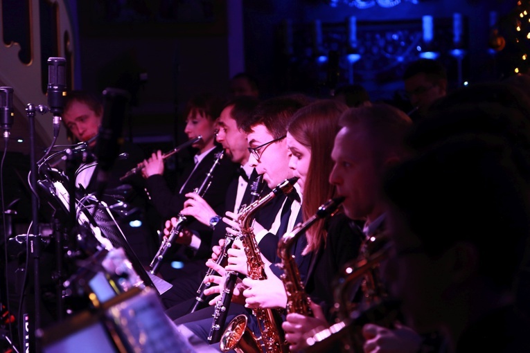 Koncert charytatywny w Ołpinach