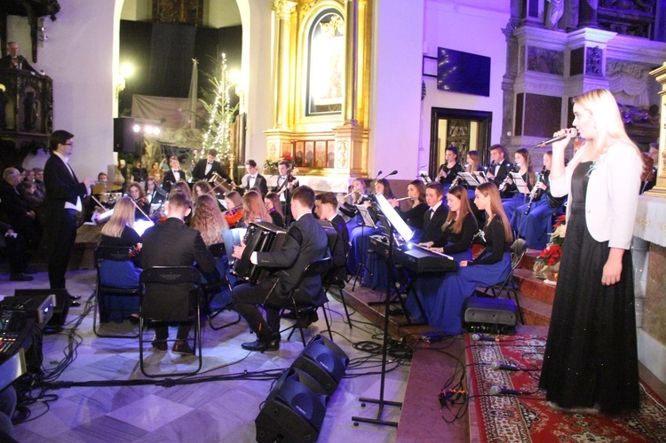 Koncert kolęd Crushed Sounds BigBand w tarnowskiej katedrze