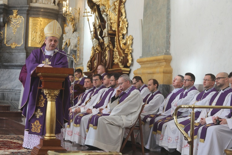 Szósty rok posługi pasterskiej bp. Romana Pindla