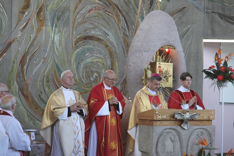 Szósty rok posługi pasterskiej bp. Romana Pindla