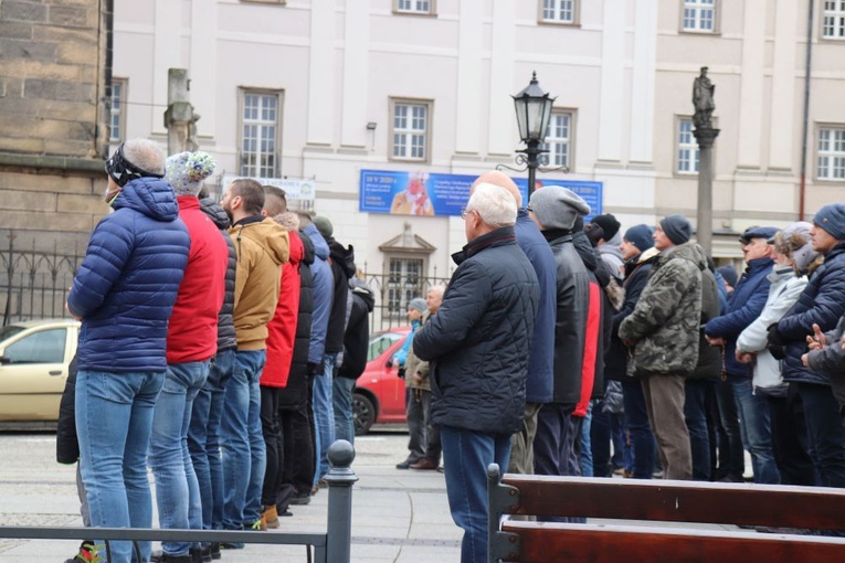 Męski Różaniec - styczeń 2020