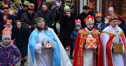Garbów w trzecim już orszaku.
