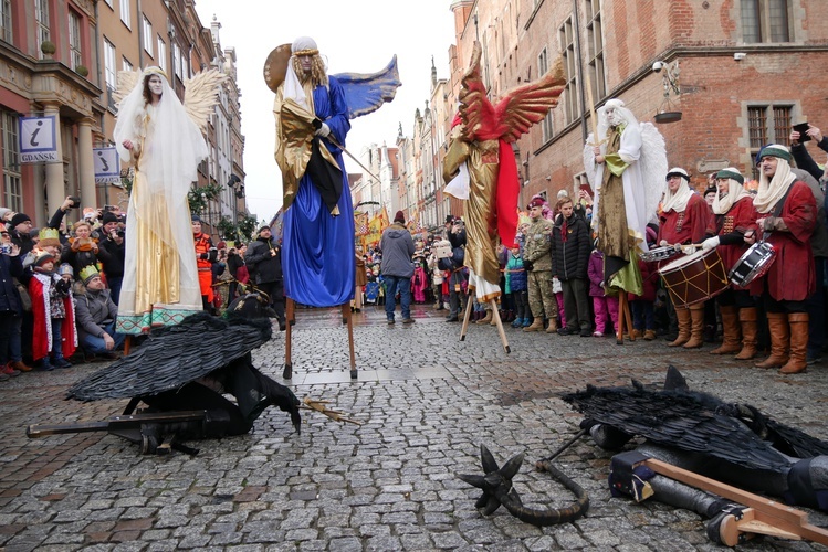 Diabły przegrały walkę z aniołami przy Fontannie Neptuna.