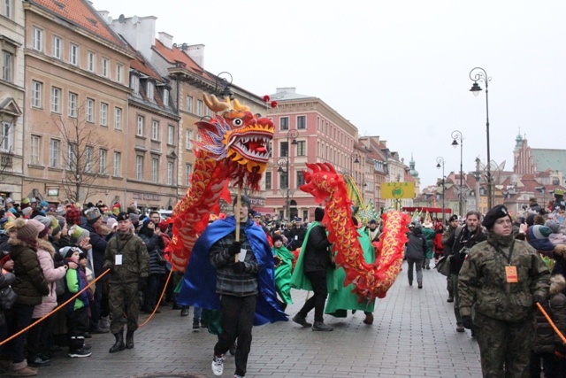 Orszak Trzech Króli na ulicach Warszawy 