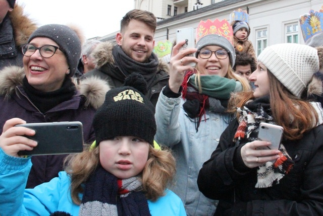 Orszak Trzech Króli na ulicach Warszawy 