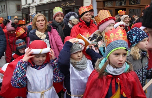 Orszak Trzech Króli w Bielsku-Białej 2020, cz. 1 - na trasie