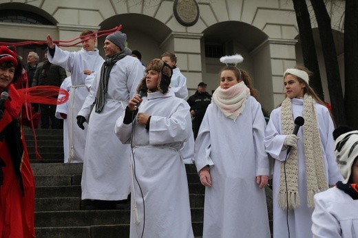 Orszak Trzech Króli w Bielsku-Białej 2020, cz. 1 - na trasie