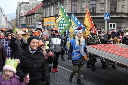 Orszak Trzech Króli w Bielsku-Białej 2020, cz. 1 - na trasie