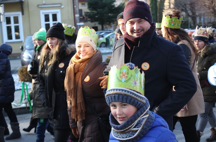 Uśmiechnięci mieszkańcy Jaworza tłumnie przybyli na swój Orszak Trzech Króli!