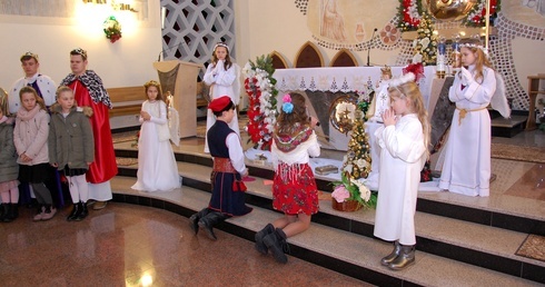 Uwielbienie Dzieciątka w Mikołajowicach
