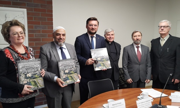 Katowice. Trzy monoteistyczne religie w jednym kalendarzu