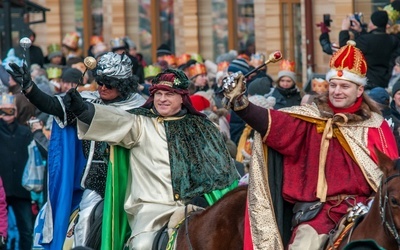 Tychy. Orszak z grochówką, żurkiem i bigosem