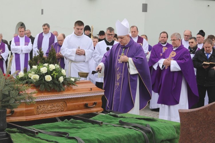 Pogrzeb śp. ks. Sławomira Graniecznego w Oświęcimiu i Pogwizdowie