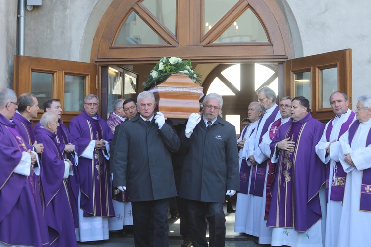 Pogrzeb śp. ks. Sławomira Graniecznego w Oświęcimiu i Pogwizdowie