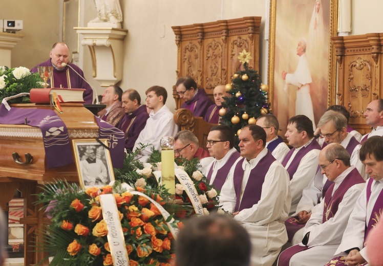 Pogrzeb śp. ks. Sławomira Graniecznego w Oświęcimiu i Pogwizdowie