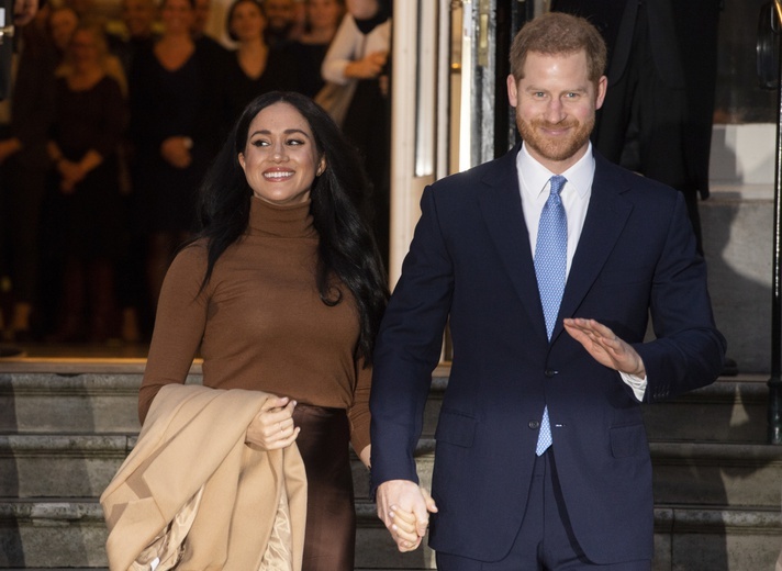 Książę Harry i księżna Meghan ograniczą swoją rolę w rodzinie królewskiej