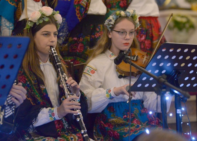 Koncert Guzowianek dla Krzysia Czupryna