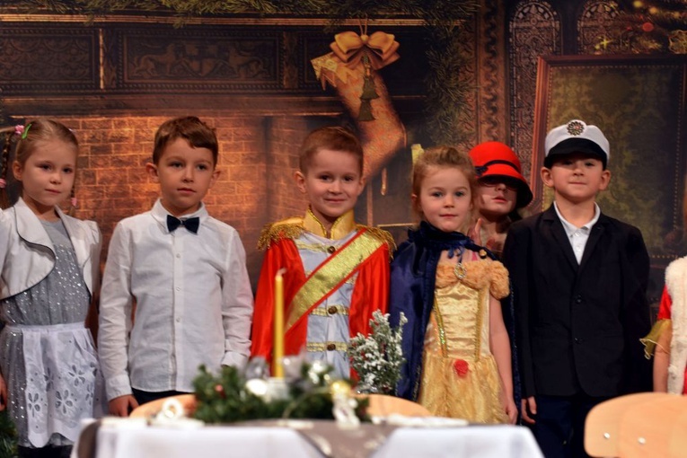 28. Świdnicki Przegląd Zespołów Kolędniczych - dzień 1
