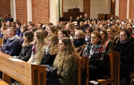 Policzono wiernych w kościołach.