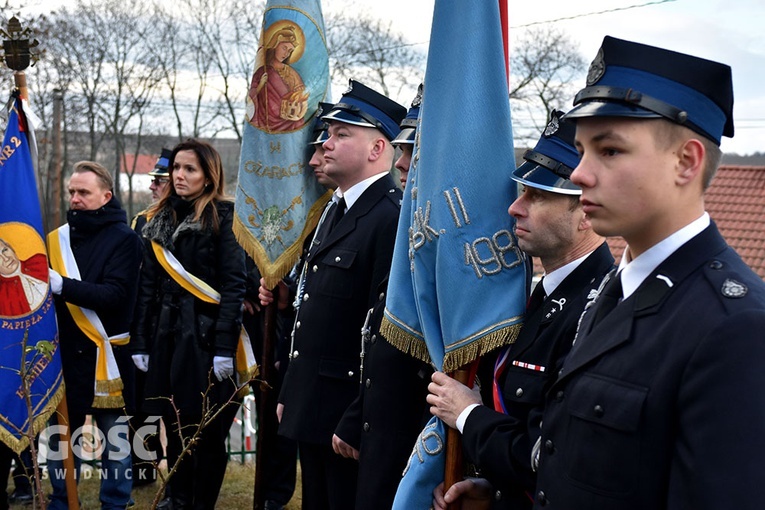 Starczów pożegnał ks. Wojciecha Jasińskiego, proboszcza.