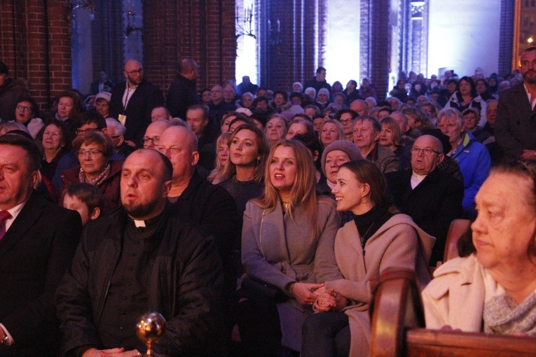 Żyrardów. Koncert kolęd i pastorałek zespołu Mazowsze
