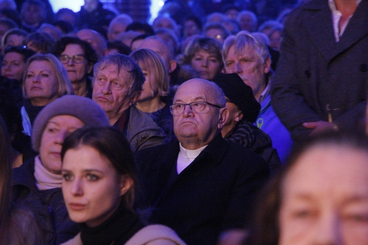 Żyrardów. Koncert kolęd i pastorałek zespołu Mazowsze