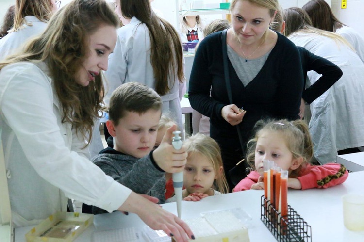 Noc Biologów na UMCS