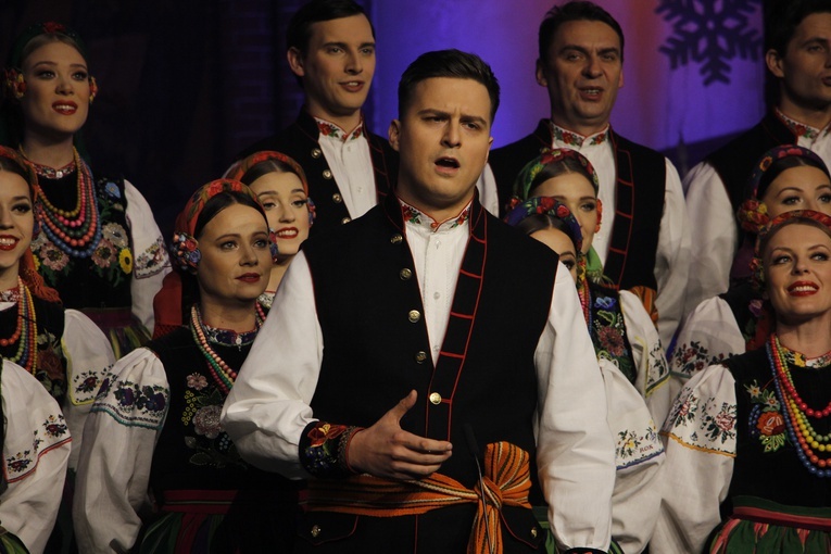 Żyrardów. Koncert kolęd i pastorałek zespołu Mazowsze