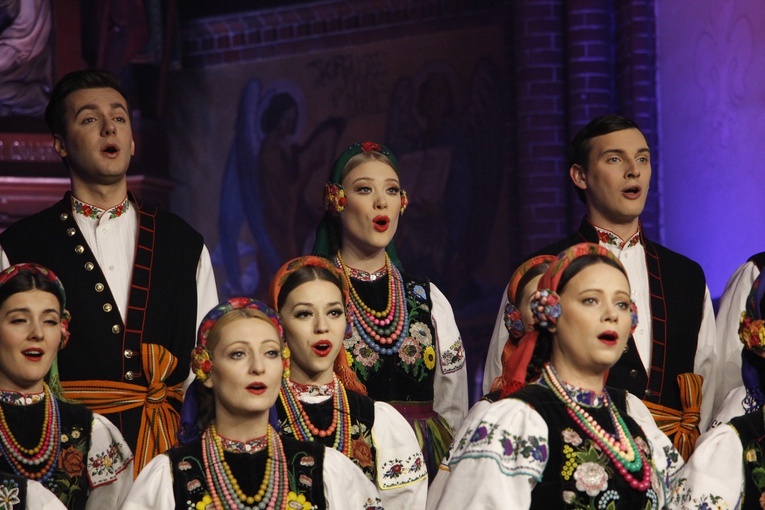 Żyrardów. Koncert kolęd i pastorałek zespołu Mazowsze
