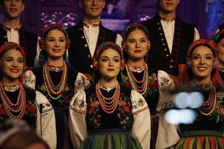 Żyrardów. Koncert kolęd i pastorałek zespołu Mazowsze