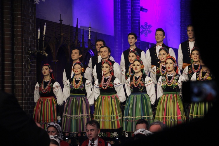 Żyrardów. Koncert kolęd i pastorałek zespołu Mazowsze