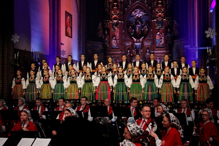 Żyrardów. Koncert kolęd i pastorałek zespołu Mazowsze