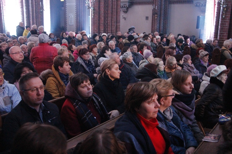 Żyrardów. Koncert kolęd i pastorałek zespołu Mazowsze