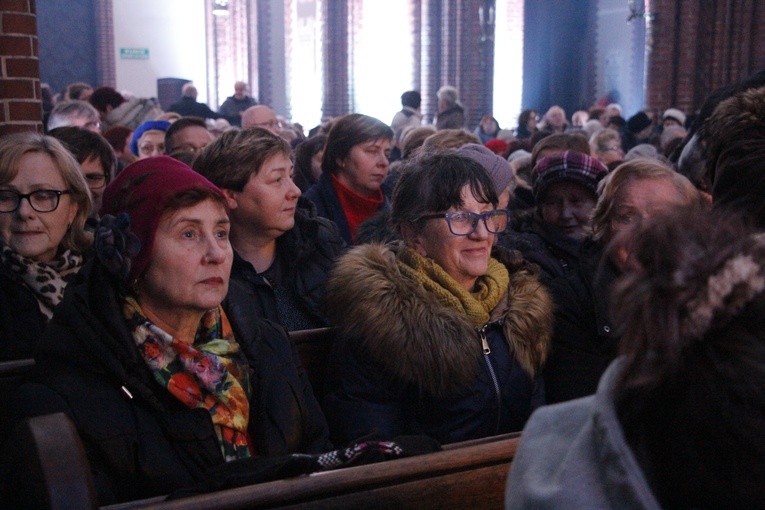 Żyrardów. Koncert kolęd i pastorałek zespołu Mazowsze