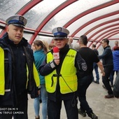 Śląskie. Pierwszy dzień ferii zimowych. Policja kontroluje autokary