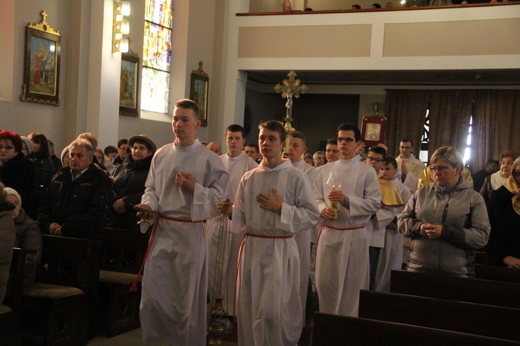 Borzęcin Dolny. Poświęcenie figury Matki Bożej Fatimskiej