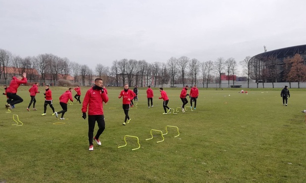 Górnik Zabrze. Klub negocjuje z Igorem Angulo i czeka na ruch Łukasza Podolskiego i Rafała Kurzawy