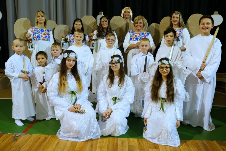 Kolędowanie w Tymowej