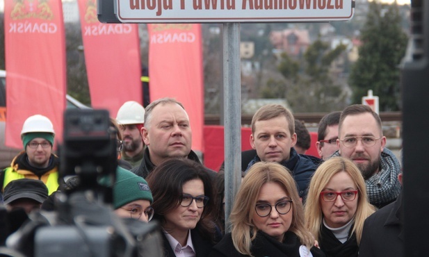 W grudniu radni Gdańska zadecydowali, że tzw. trasa Nowa Bulońska Północna będzie nosić nazwę "Aleja Pawła Adamowicza".