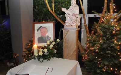 Do czasu pogrzebu ks. Wojciecha Wójtowicza w koszalińskim seminarium będzie wystawiona księga kondolencyjna