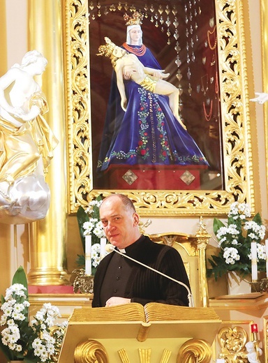 Ruszają nowe wykłady u stóp Hałcnowskiej Piety.