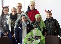 Kolędnicy podzielili dary.