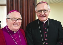 Biskup senior (od lewej)i biskup ordynariusz 6 stycznia obchodzili jubileusze święceń.