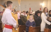 Poświęcenie nowej chrzcielnicy w Miliardowicach