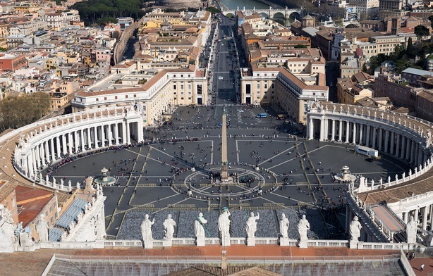 Watykan otwiera swe archiwa z czasów Piusa XII 