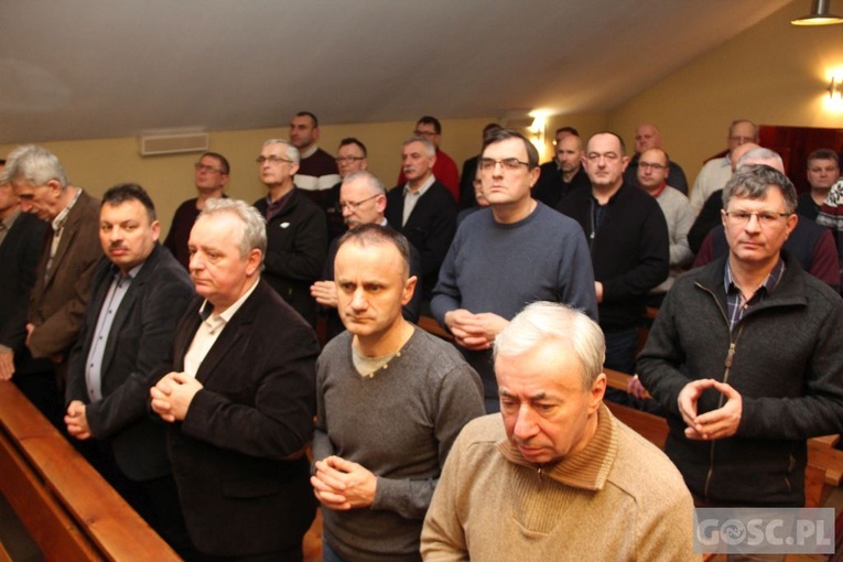 Rekolekcje nadzwyczajnych szafarzy Komunii Świętej w Rokitnie