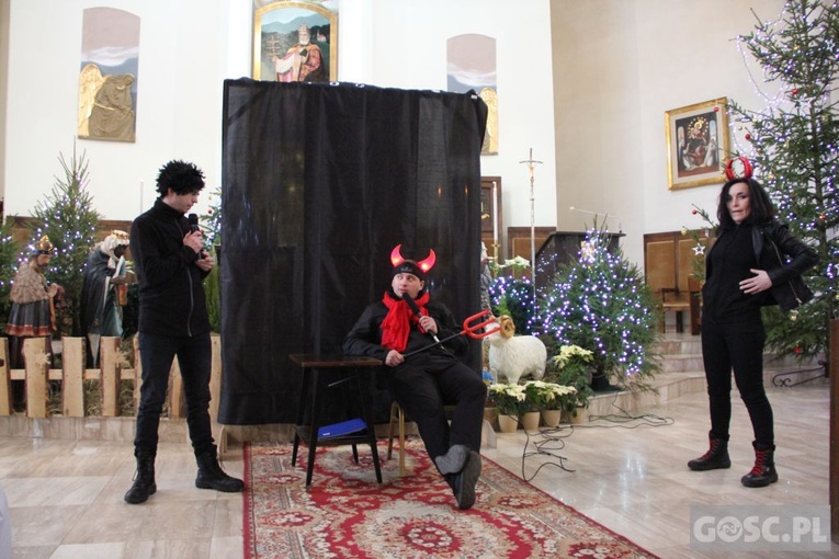 Jasełka grupy teatralnej z parafii pw. św. Urbana I w Zielonej Górze