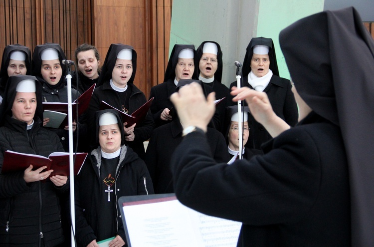 Relikwie św. bp. Józefa Pelczara i bł. Klary Szczęsnej w Świątyni Opatrzności Bożej