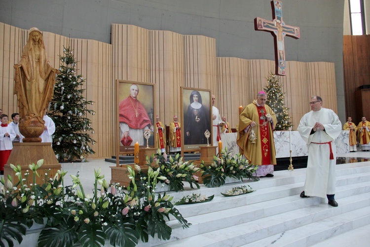 Relikwie św. bp. Józefa Pelczara i bł. Klary Szczęsnej w Świątyni Opatrzności Bożej