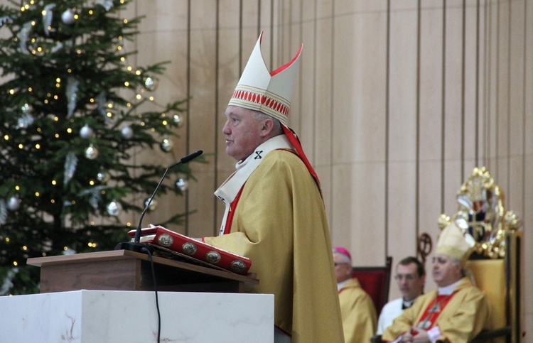 Relikwie św. bp. Józefa Pelczara i bł. Klary Szczęsnej w Świątyni Opatrzności Bożej